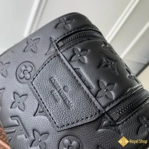 Túi LV nam Dopp Kit màu đen M12645 like auth