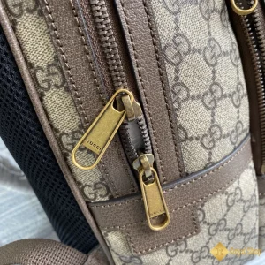 Túi balo nam Gucci GG Supreme 547967 được làm thủ công