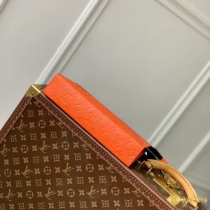 Túi clutch LV nam Pochette Voyage MM cam M61692 chính hãng