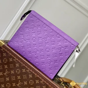 Túi clutch LV nam Pochette Voyage MM tím M61692