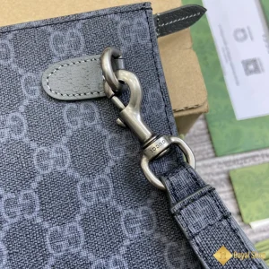 Túi nam Gucci cầm tay GG pouch màu đen 768255 được làm thủ công