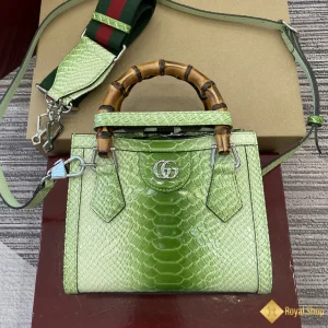 Túi nữ Gucci Diana mini tote dập vân cá sấu xanh lá 702732