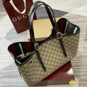 Túi nữ Gucci GG Emblem medium tote viền đen 815213 mới