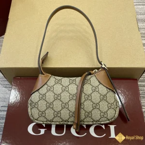 Túi nữ Gucci GG Emblem mini shoulder 820696 FAD6L 9758