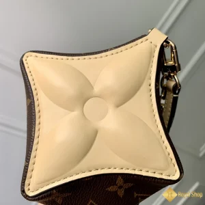 Túi nữ LV Bloom Pouch M11672 like auth