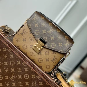 Túi nữ LV Pochette Métis Backpack M11941