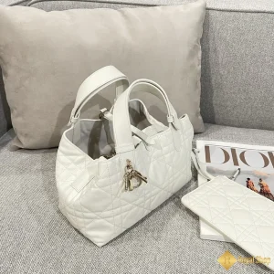 Túi nữ Small Dior Toujours màu trắng M2822 hot