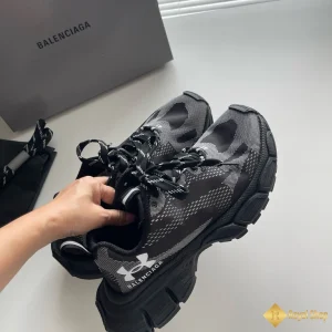 cận cảnh GIày Balenciaga unisex sneaker 3XL CKB41245