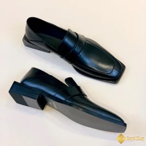 cận cảnh GIày loafer Balenciaga nam CKB41404