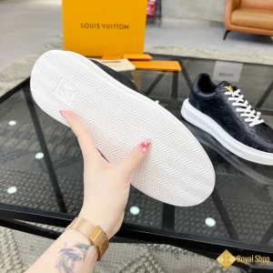 cận cảnh Giày LV nam sneaker Beverly Hills CKL41335