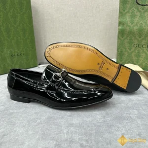 cận cảnh Giày loafer Gucci nam CKG241039