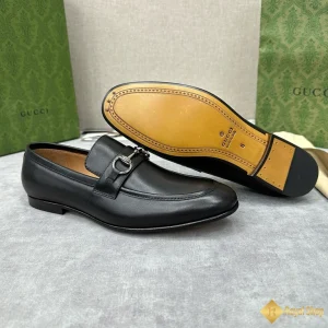 cận cảnh Giày loafer Gucci nam CKG241040