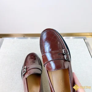 cận cảnh Giày loafer Gucci nam CKG420962093