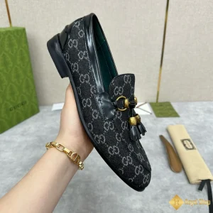 cận cảnh Giày loafer Gucci nam CKG421262093