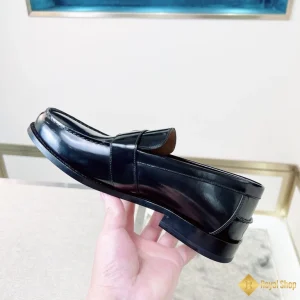 cận cảnh Giày loafer Gucci nam CKG421342093