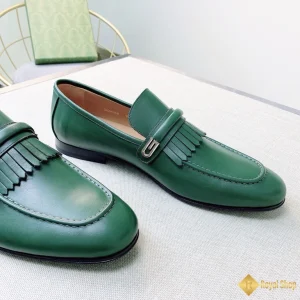 cận cảnh Giày loafer Gucci nam CKG421372093