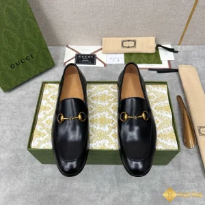 cận cảnh Giày loafer Gucci nam CKGC240011