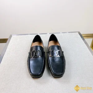 cận cảnh Giày loafer LV nam CKLV24042