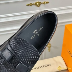 cận cảnh Giày loafer LV nam CKLV24052