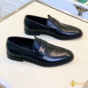 cận cảnh Giày loafer LV nam CKLV24082