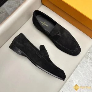 cận cảnh Giày loafer LV nam CKLV24096