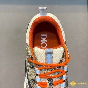 cận cảnh Giày nam Sneaker Dior dây đỏ CKD240101