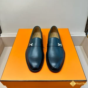 cận cảnh Giày nam loafer Hermes nâu đỏ CKH431