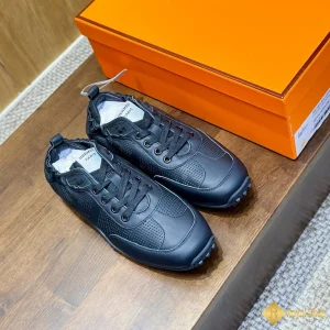 cận cảnh Giày sneaker Hermes nam In CKH41394