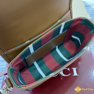 cận cảnh Túi Gucci nữ GG Emblem mini 815211 FAD6L 9758