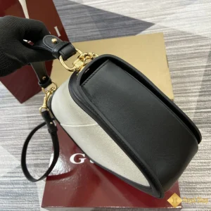 cận cảnh Túi nữ Gucci Blondie màu be GC815714