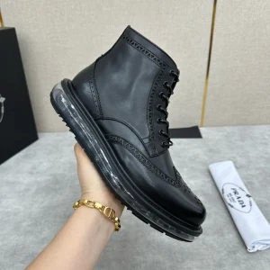 chất liệu Giày boot Prada nam CKP4242