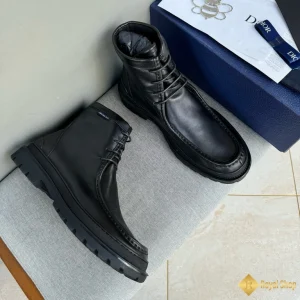 chất liệu Giày boot nam Dior thắt dây CKD240053