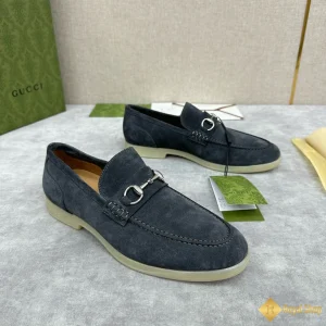 chất liệu Giày loafer Gucci nam da lộn CKG421012093