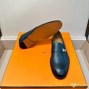 chất liệu Giày nam loafer Hermes nâu đỏ CKH431