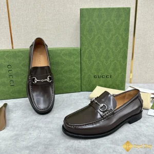 chi tiết Giày loafer Gucci nam da bóng nâu CKG421102093