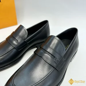 chi tiết Giày loafer LV nam CKLV24066