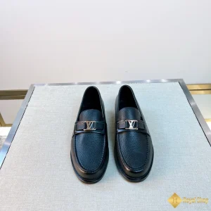 chi tiết Giày loafer LV nam CKLV24078