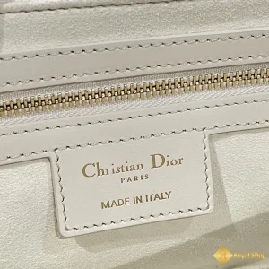 chi tiết Túi nữ Dior 30 Montaigne Avenue màu trắng M9260