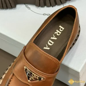 cùng ngắm Giày Prada nam loafer màu nâu CKP4371