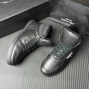 cùng ngắm Giày boot Prada nam CKP4260