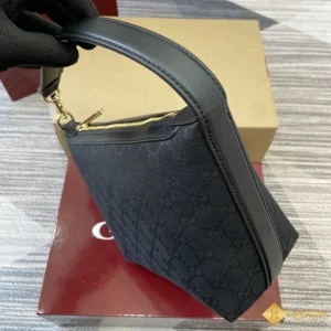 cùng ngắm Túi Gucci nữ GG Super mini shoulder màu đen 795168