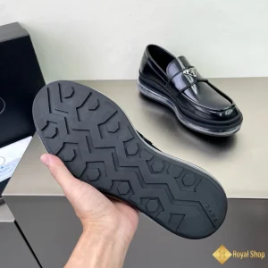 địa chỉ mua Giày Prada nam loafer da bóng CKP4367