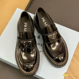 địa chỉ mua Giày Prada nam loafer da bóng CKP4370