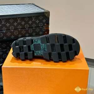 địa chỉ mua Giày loafer LV nam CKLV24055