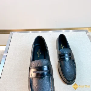 địa chỉ mua Giày loafer LV nam CKLV24072