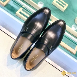 địa chỉ mua Giày loafer LV nam CKLV24085