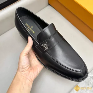 địa chỉ mua Giày loafer LV nam CKLV24102