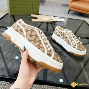 địa chỉ mua Giày sneaker Gucci Tennis CKGC2412010