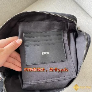 địa chỉ mua Túi Clucht nam Dior cầm tay Pouch màu đen 8007