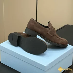 giá Giày Prada nam loafer da lộn CKP4384